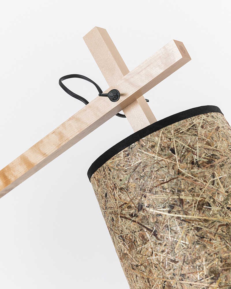 schwenkbarer Lampenschirm aus Heu Leseleuchte Leselampe ALMUT von Wildheim