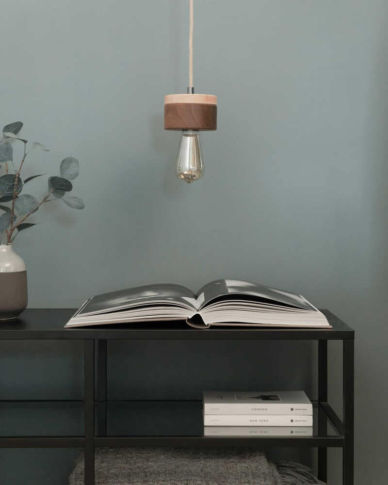 Hängeleuchte 0239 Walnuss Zirbe Skandinavisches Design von ALMUT von Wildheim