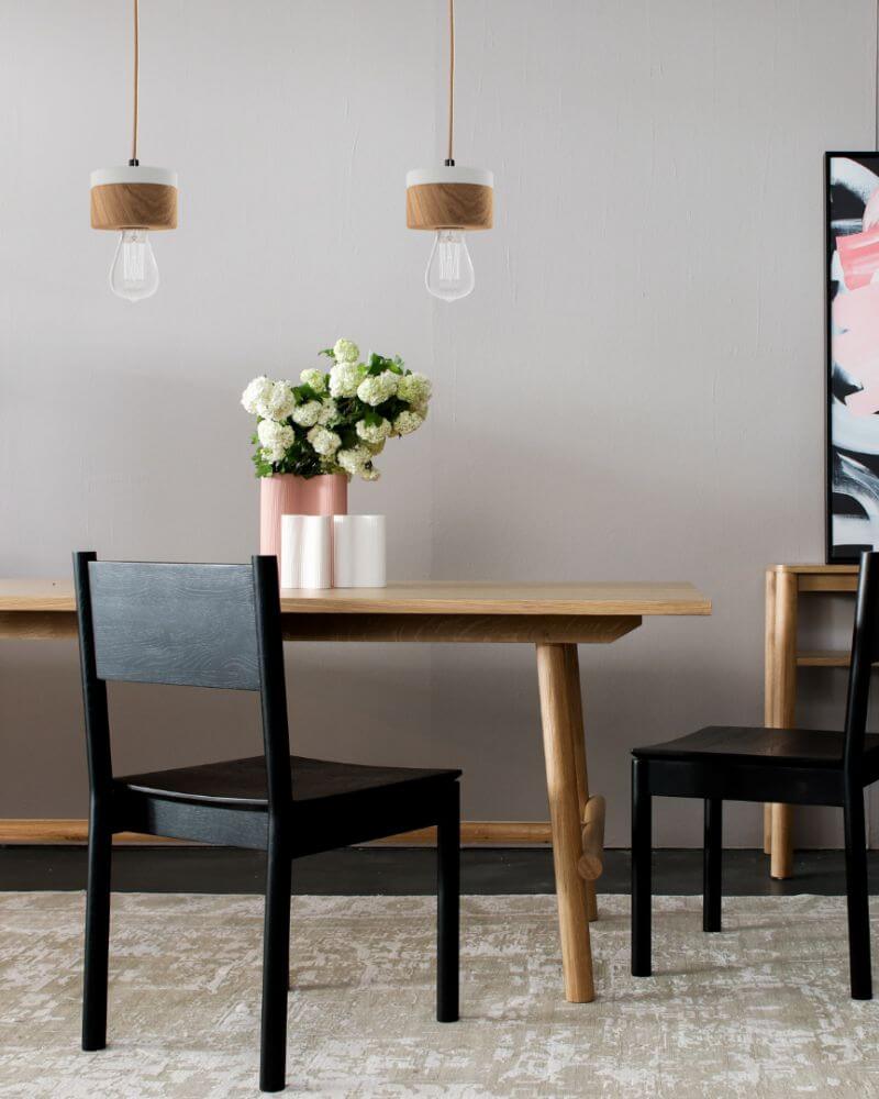 Pendelleuchte Eichenholz ALMUT von Wildheim Wohnsituation