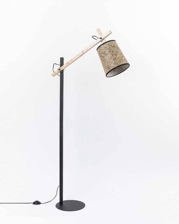 Stehleuchte Leseleuchte 0000 aus Heu Holz Metall von ALMUT von Wildheim