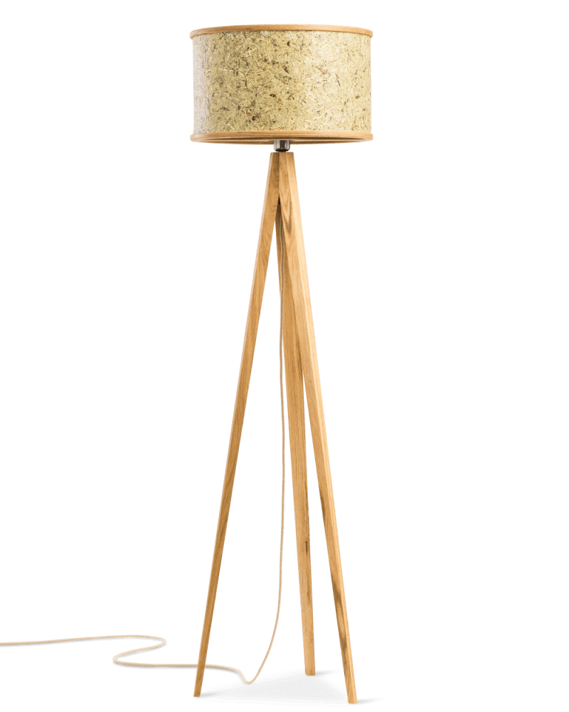 Stehampe aus Holz und Heu 2610 von ALMUT von Wildheim Holzlampen Stehampe aus Holz und Heu 2610 von ALMUT von Wildheim Holzlampen