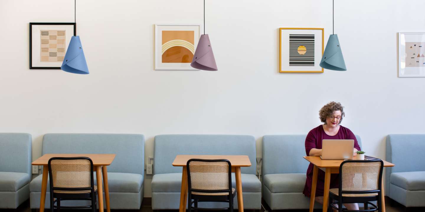 ALMUT_0314_Haengeleuchte Filz Merino ALMUT von Wildheim