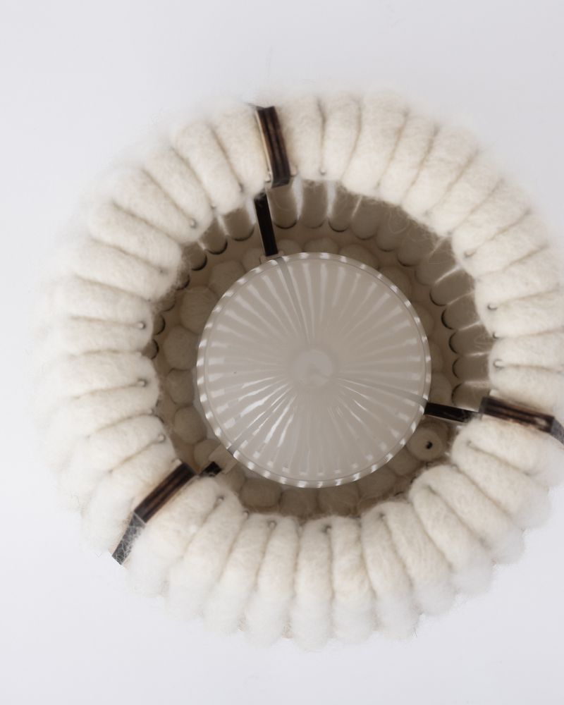 Lampen aus Wolle ALMUT_6020_Pendelleuchte_Wolle_von_unten