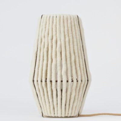 ALMUT_6020_Tischlampe_Wolle_Konus_gross Lampen aus Wolle ALMUT_6020_Tischlampe_Wolle_Konus_gross