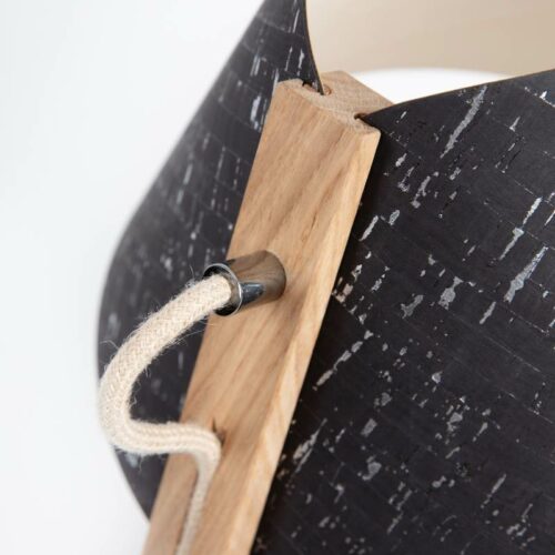 Tischleuchte aus Eiche und Kork ALMUT von Wildheim Tischleuchte aus Eiche und Kork ALMUT von Wildheim